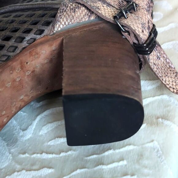 Freebird By Steven Benni Size 9 Lace Up Open Toe Leather Mesh Booty Taupe Snake - Picture 13 of 16